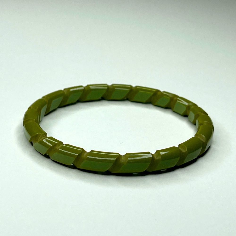 Green Carved Bakelite Bangle Bracelet